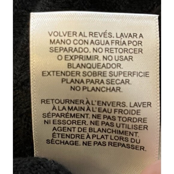 Alfred Dunner Ladies Long Sleeved 1-piece Sweater & Shirt  W/Necklace Petite Sm - Picture 7 of 8